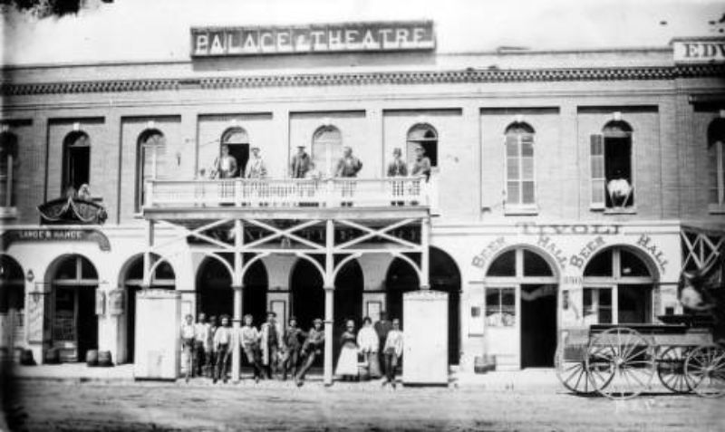 palace-theatre